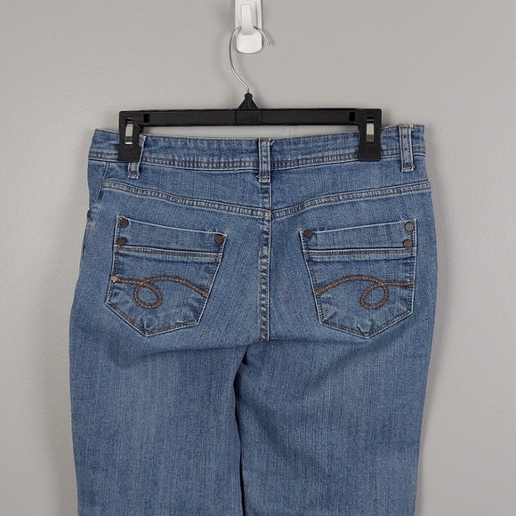 Straight Leg Medium Wash Jeans by NRJ, size 2p - Picture 5 of 6